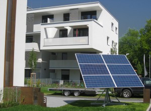  Suntracker 1400R / 1,50kWp in Salzburg Stadt beim öffentlichem Wohnbau Rosa Zukunft montiert